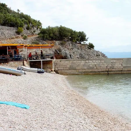 Lejlighed With A Parking Space Porozina, Cres - 14980 *