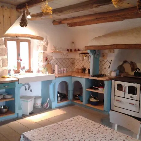 With A Parking Space Porozina, Cres - 14980 Apartman Filozići