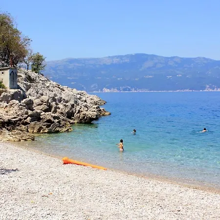 With A Parking Space Porozina, Cres - 14980 Apartament *